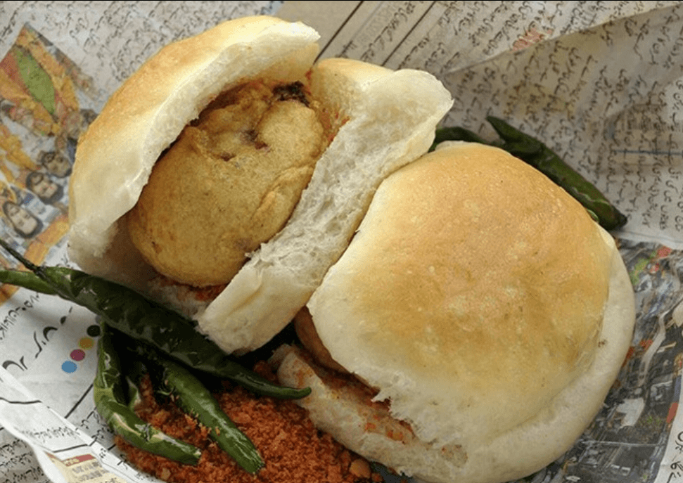 Kirti College 2 Vada Pav with chilly