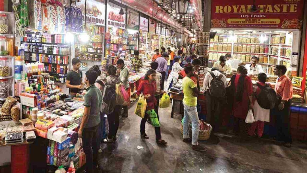street shopping in bandra mumbai 