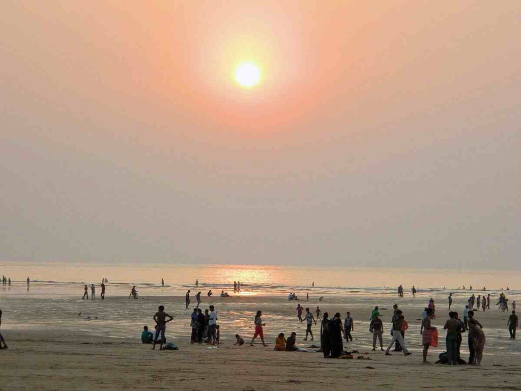 Marve Beach mumbai sunset